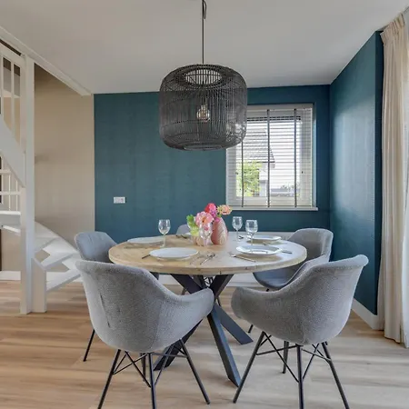 Meerzicht 57 - 3 Bedroom Appt With Sunny Terrace Uitgeest
