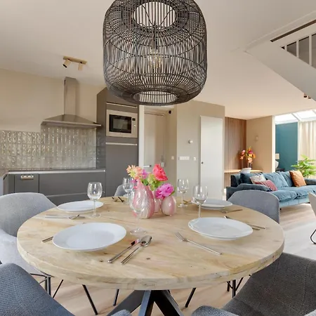 Meerzicht 57 - 3 Bedroom Appt With Sunny Terrace شقة