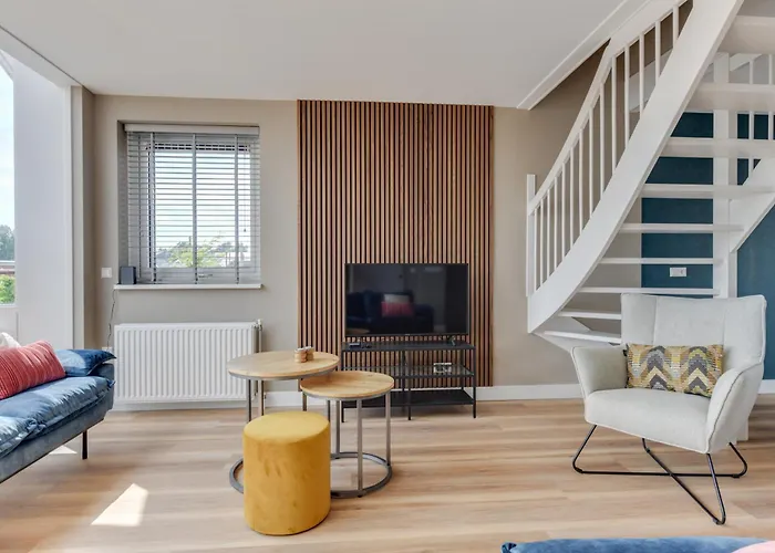 Meerzicht 57 - 3 Bedroom Appt With Sunny Terrace * Uitgeest