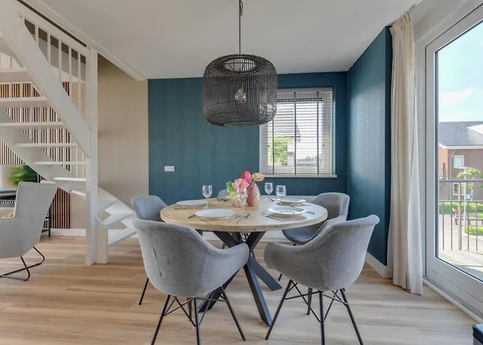 Meerzicht 57 - 3 Bedroom Appt With Sunny Terrace Uitgeest