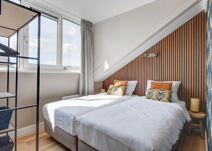 Meerzicht 57 - 3 Bedroom Appt With Sunny Terrace Apartamento Uitgeest