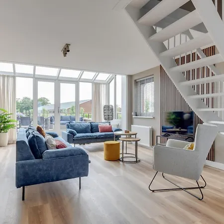 Meerzicht 57 - 3 Bedroom Appt With Sunny Terrace